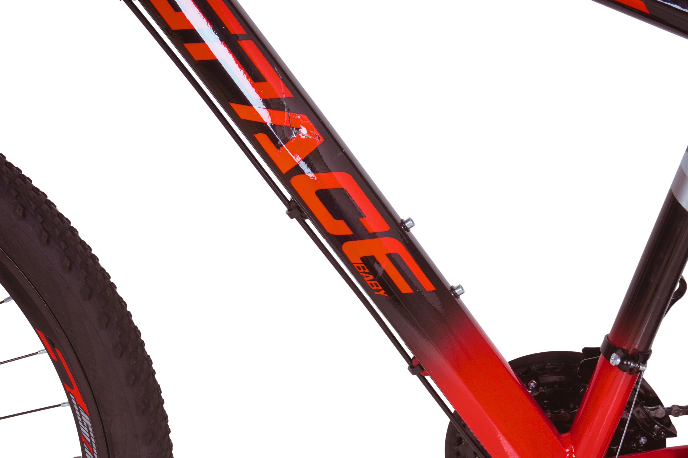 Crveni okvira bicikla s oznakom 'RACE'.